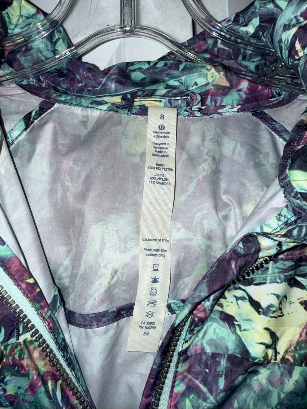 lululemon athletica Printed Hooded Lightweight Jacket - Picture 2 of 7